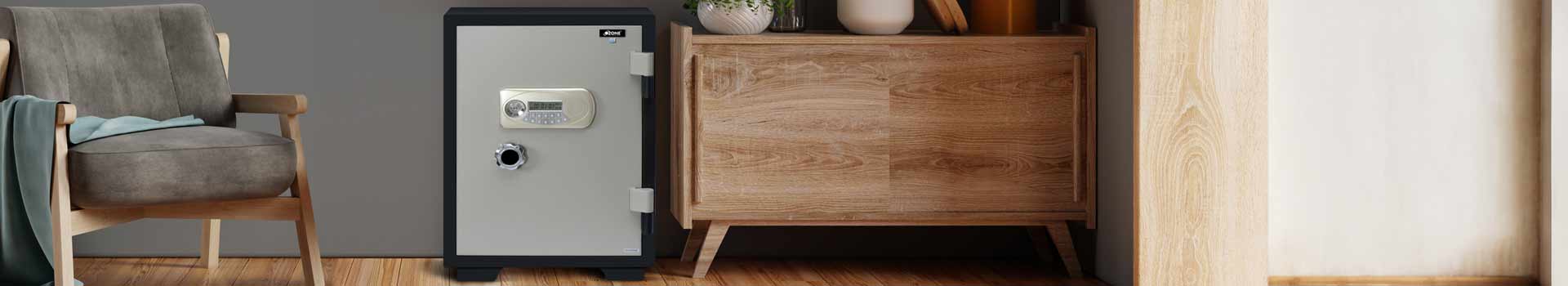 How do electronic safe lockers protect our valuable stuff?